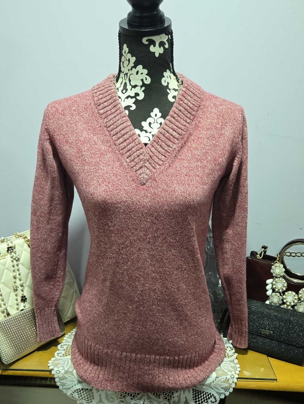 Athleta Rose Pink V-Neck Long Sleeve Sweater